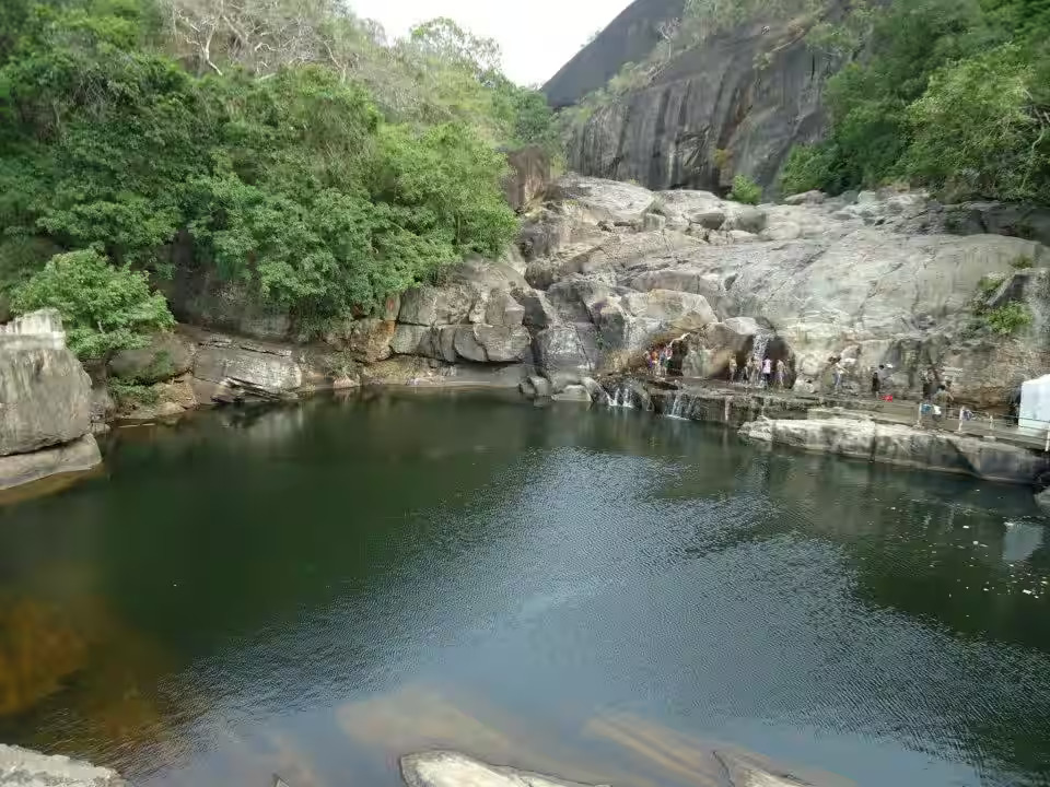 Desilting of the rivers Manimuthar and Palar